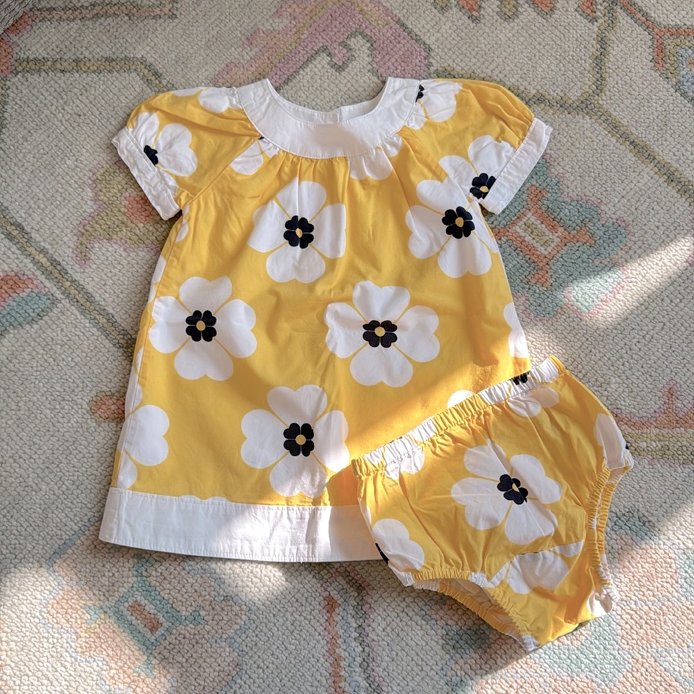 Baby GAP 12-18 month Yellow and Navy dress Set